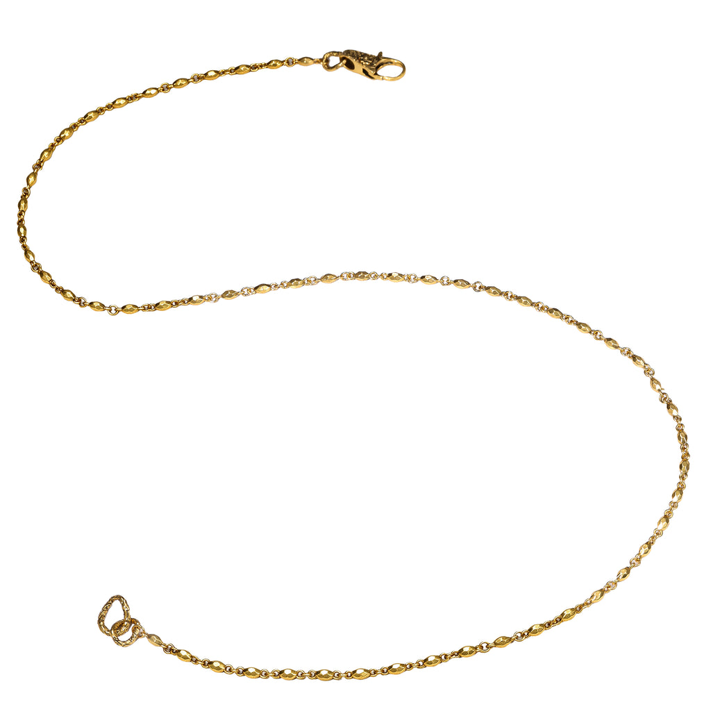 Textured Link Ornate Clasp Necklace